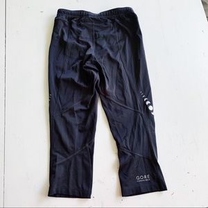 Gore Running Wear Capri Leggings Medium